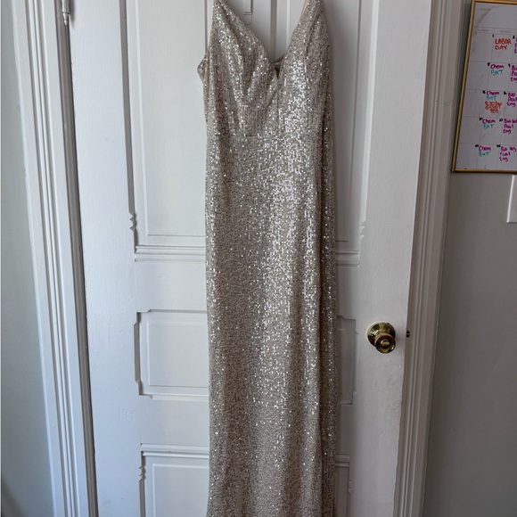 Hoco dress size L - Picture 2 of 2
